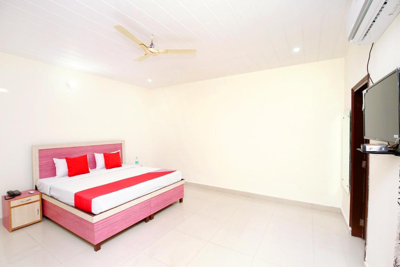 Shāhpur Oyo Flagship Armaan Resort מראה חיצוני תמונה
